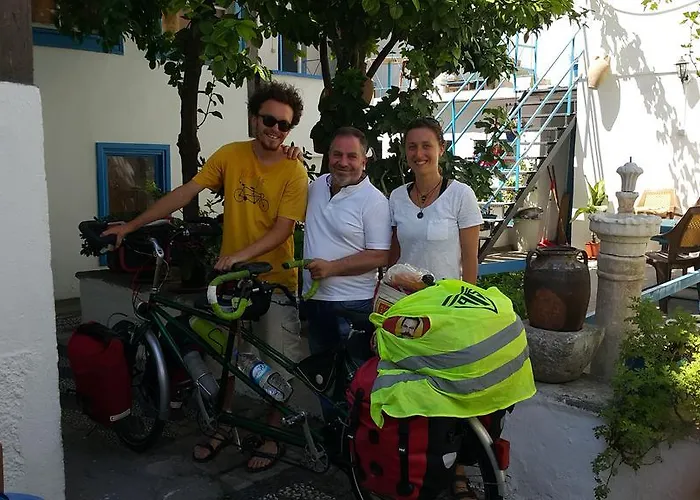 بيت شباب بنسيون *