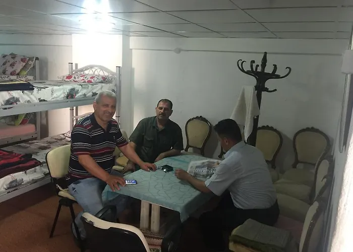 بيت شباب بنسيون