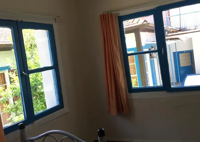 بيت شباب بنسيون *