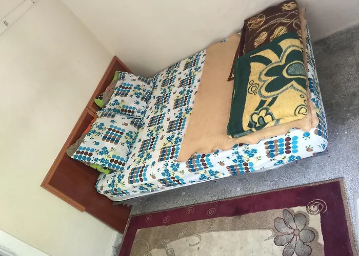 بنسيون إزمير